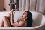 sexy boobies in bath