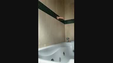 Wet tshirt squirt/dildo