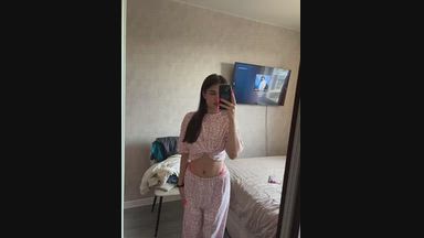 Alisha webcam