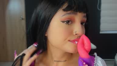 Draculaura suck vampire dildo