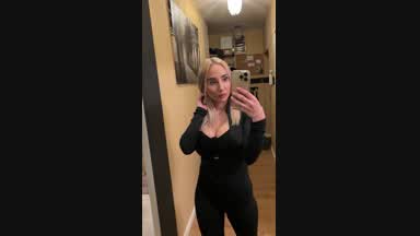 Blondiefromtheblock at Chaturbate: Have nice convs and if the flow ...