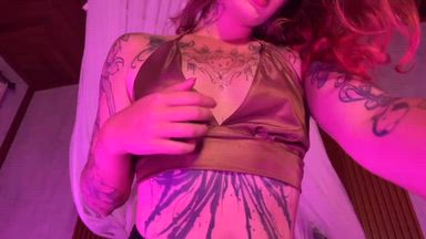 darsie ~ no nude goddess ~ — sweet boobie squeeze on my bed🌶️