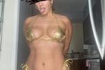 pynkprophytz โ Gold Bikini Kitchen
