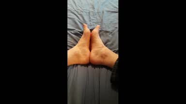 barefoot