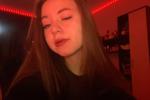 I love the color red)
