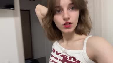><