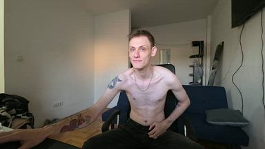 nik โ intense cum and posing from a private show
