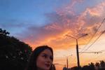 I watch the sunsets...😍