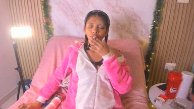 Smoking in my pijamas by Angela-stich 🙈💕