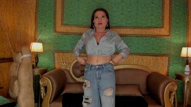 horny milf gets naked for you