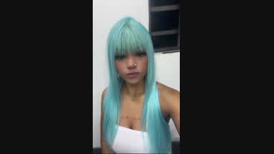 looks