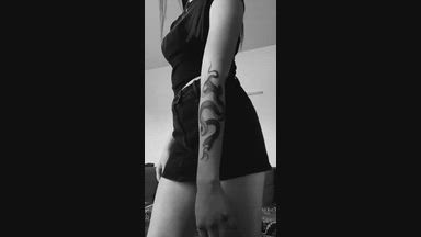 Tatoo>-<