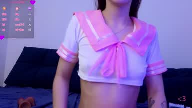 <3
