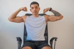 flex biceps