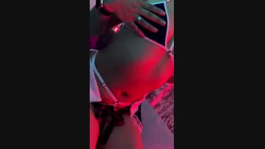 Hot 😈💦