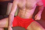 Red short