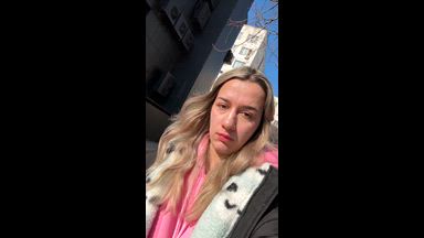 put on makeup for a walk