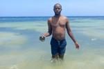 BEACH PHOTO AFTER SWIMMING