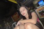 im sad because im lonely wish help me here — Vanessa cute pic