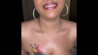Oily titts