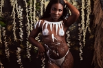 my body painted and hot