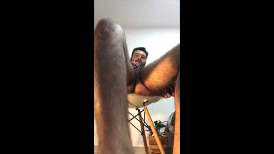 a dildo show for this male😈