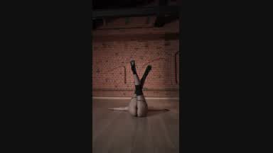 2-High heels dance😈