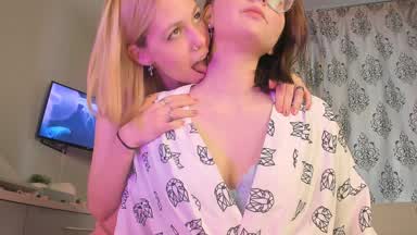 Tasty neck;)