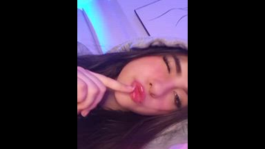 Hii :)