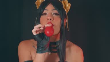 Yor forger pop ballons
