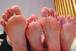feet family