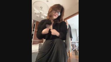 :3