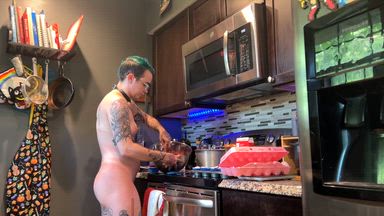 Baking Cupcakes Naked