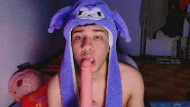 santi โ suck dick