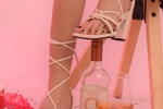 Come and lick my feet