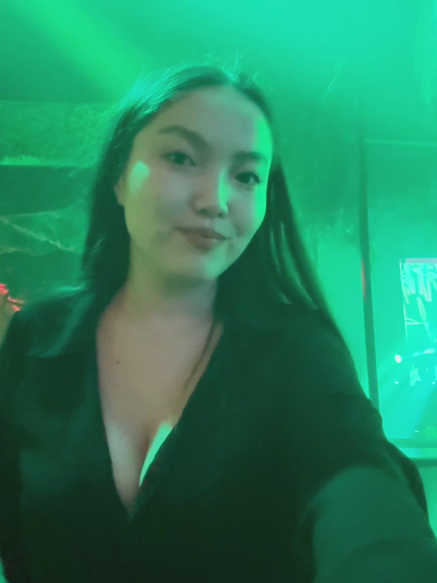 Kira )