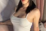 (っ´ཀ`)っ ( • )( • )