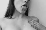 I like saliva in my boobs🫦