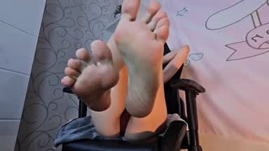 feet teasing