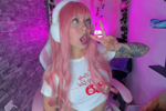 kawaii pink