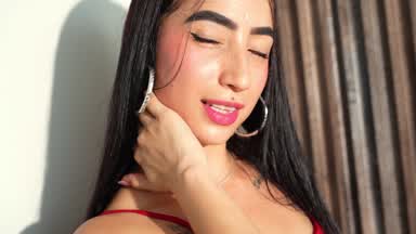 feel my skin