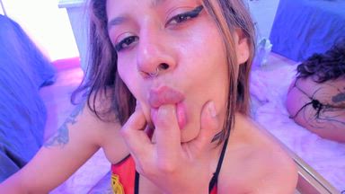 HOT FINHERS SUCKING