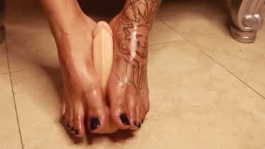 Footjob