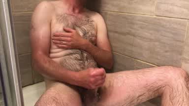 Wank and Cum in Shower