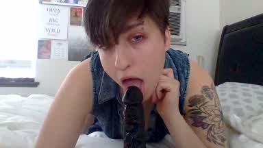 Dildo BJ turned Dildo Fucking