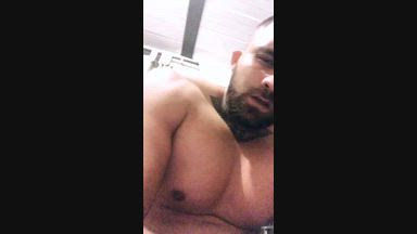 aronmiller live Chaturbate webcam gallery thumbnail