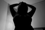 claire 🌹 — Shadows that caress my curves, intense lights… my