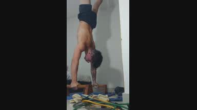 handstand!!