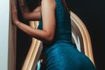 jasmine in a sexy blue dress