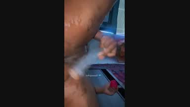 Squirting 💦👅